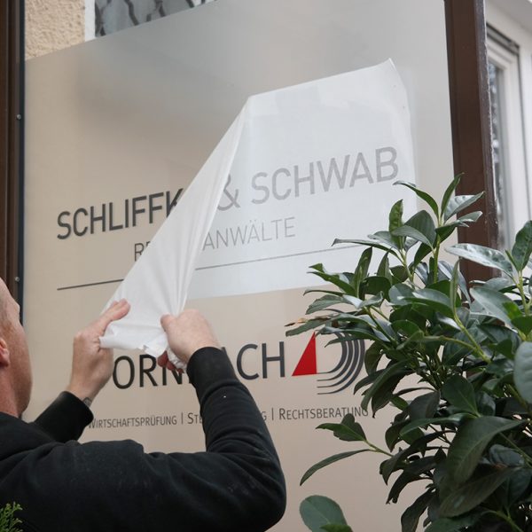 kaundvau- Schliffka & Schwab Beklebung